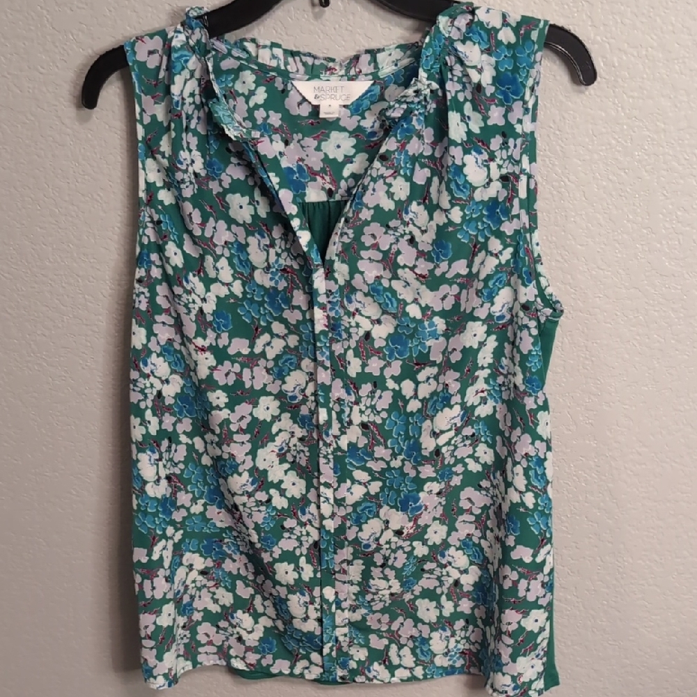 Market & Spruce Mixed Media Floral Hydrangea Top